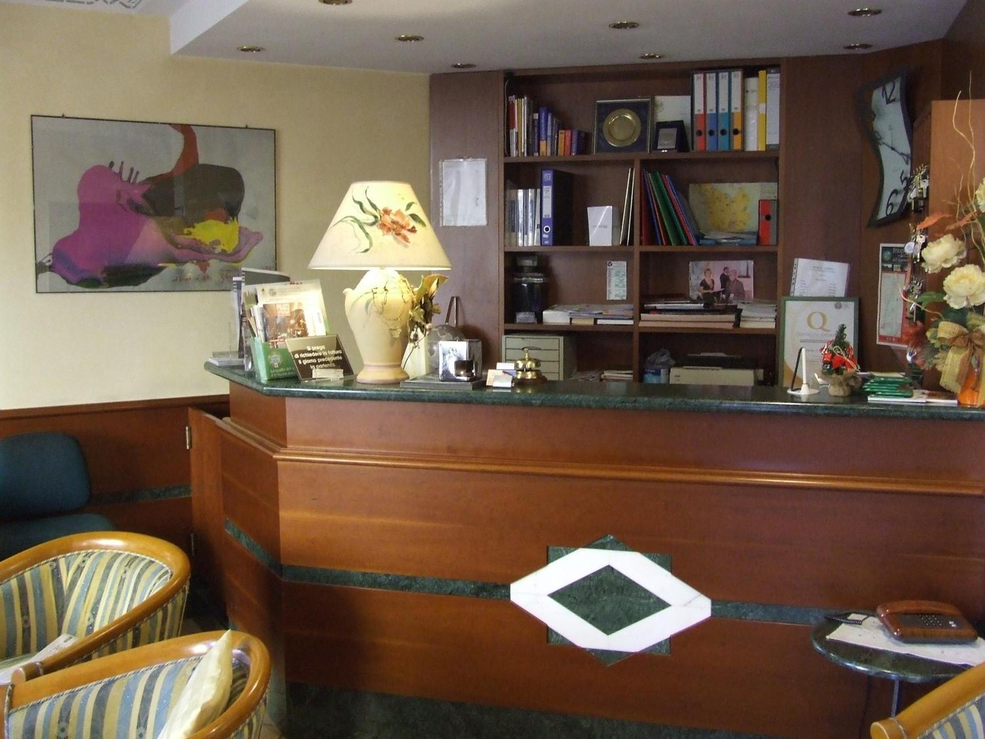 Albergo Il Cochino Montale  Ngoại thất bức ảnh